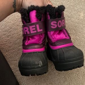 Sorel snow boots size 5